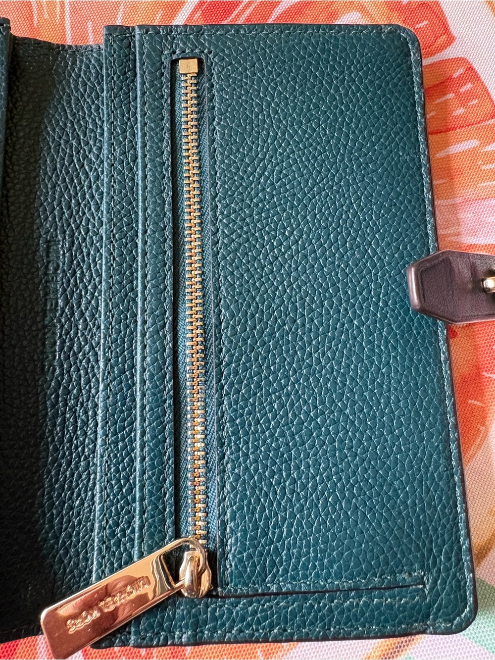 Michael Kors | Medium Leather Wallet - Picture 10 of 13